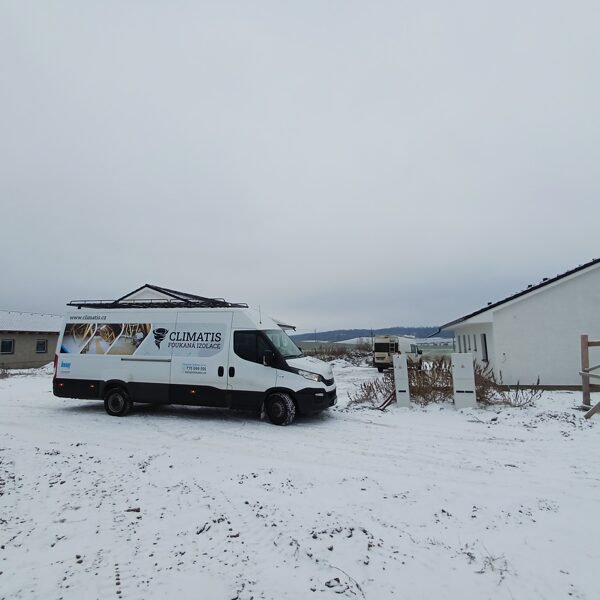 Foukaná izolace - Rodinné domy - Senorady